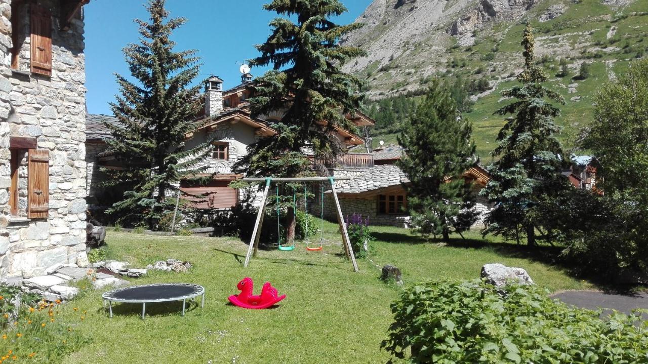 Chalet L'Avalin วาลดีแซร์ ภายนอก รูปภาพ
