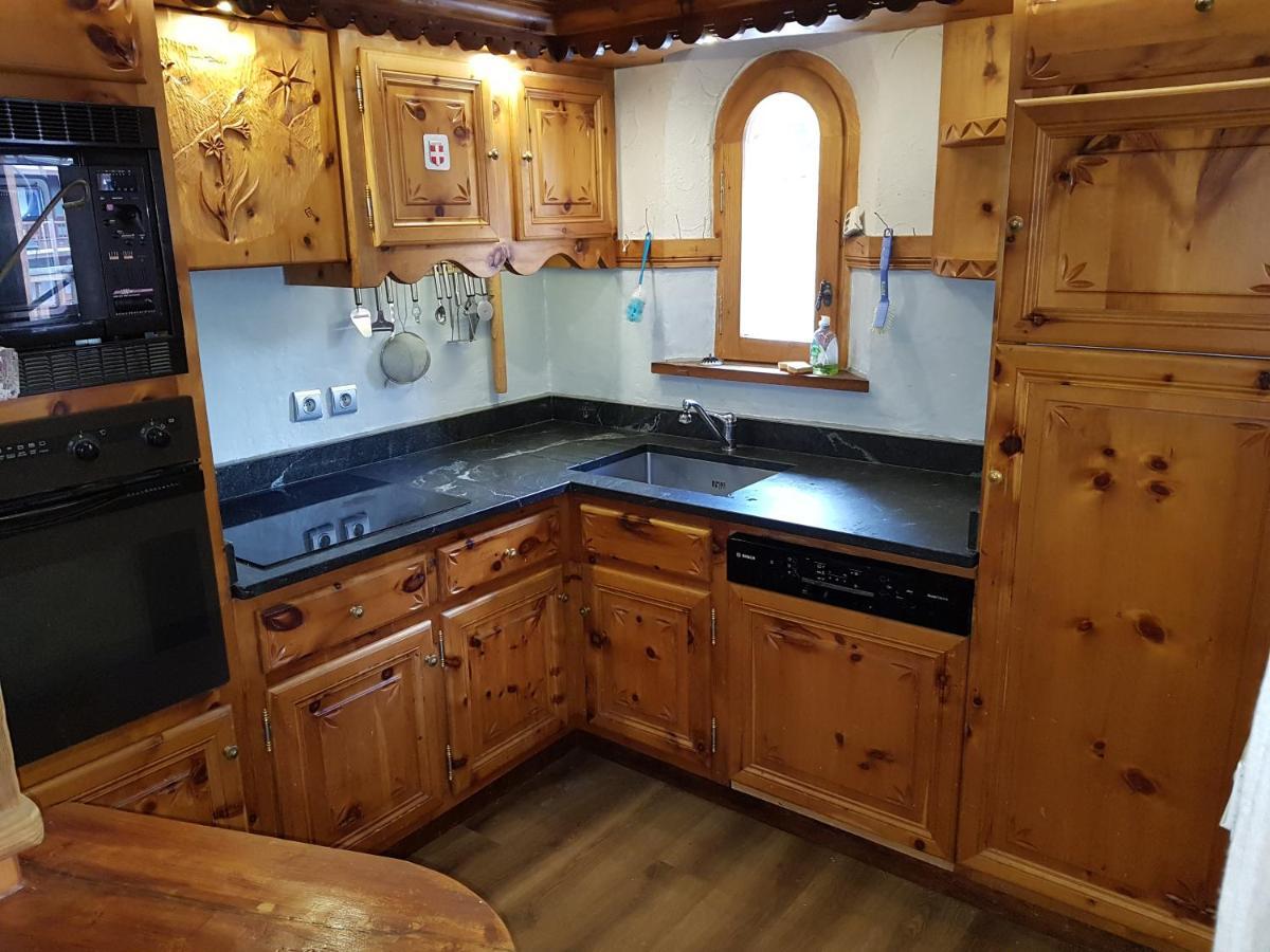 Chalet L'Avalin วาลดีแซร์ ภายนอก รูปภาพ