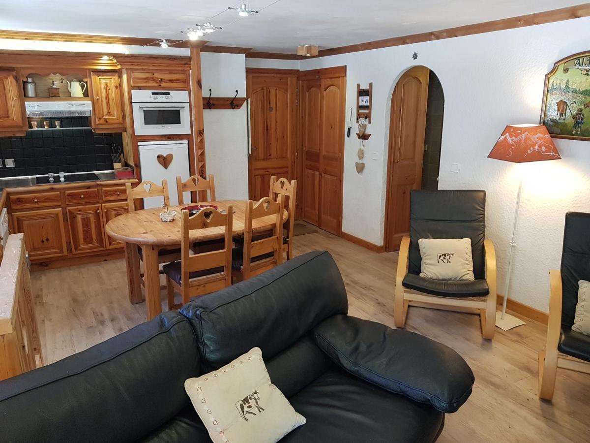 Chalet L'Avalin วาลดีแซร์ ภายนอก รูปภาพ