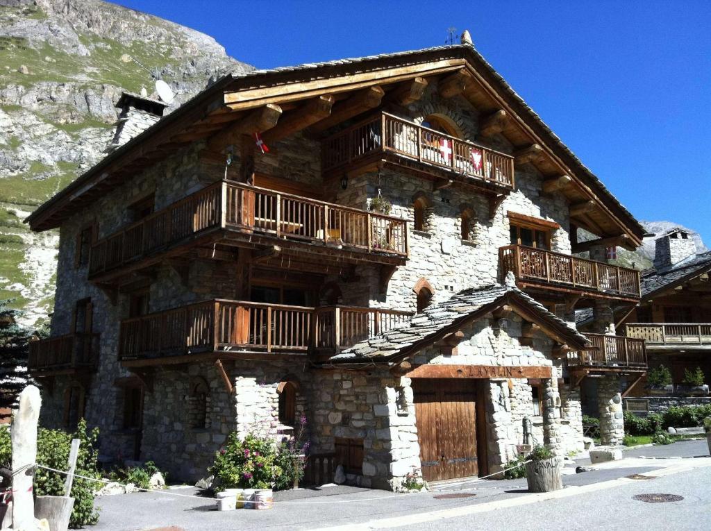 Chalet L'Avalin วาลดีแซร์ ภายนอก รูปภาพ
