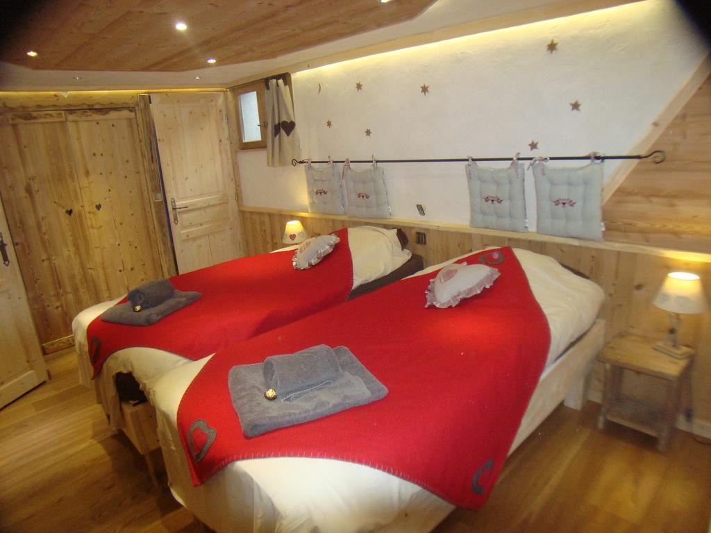 Chalet L'Avalin วาลดีแซร์ ภายนอก รูปภาพ