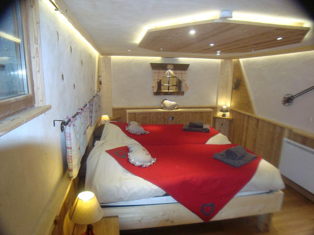 Chalet L'Avalin วาลดีแซร์ ภายนอก รูปภาพ