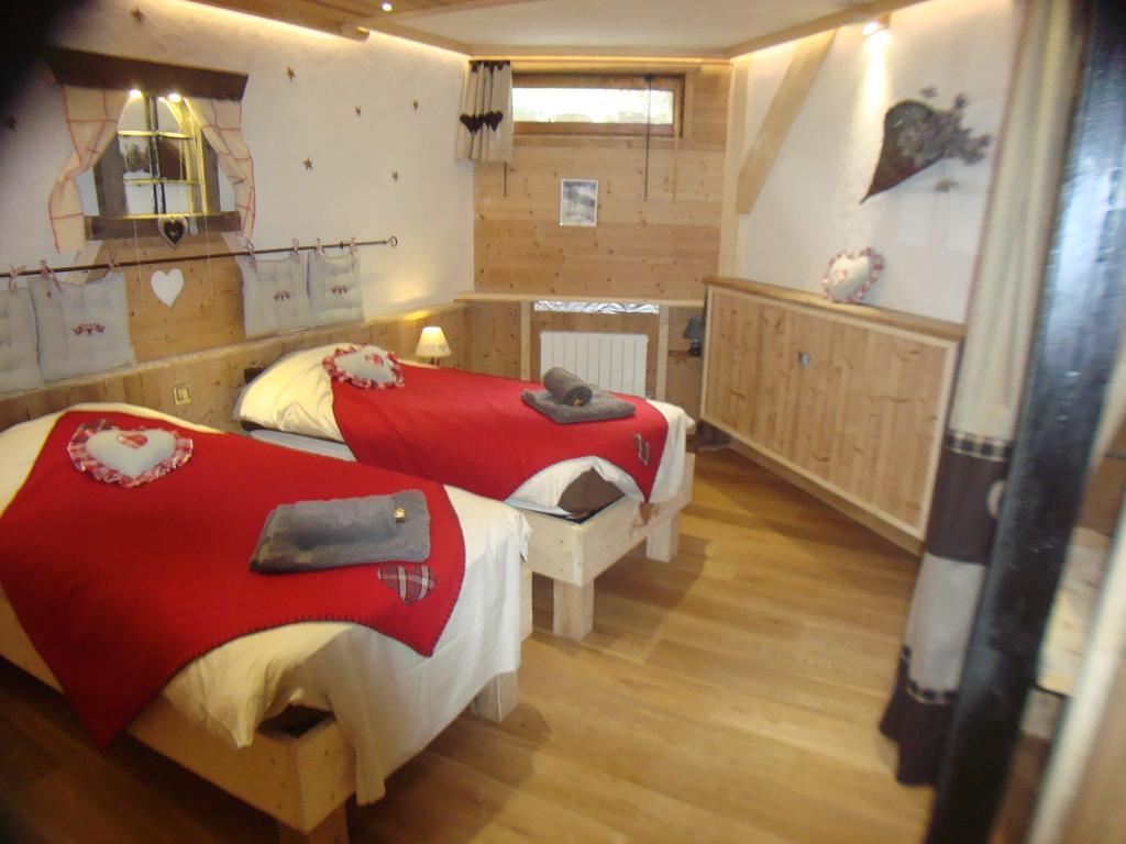 Chalet L'Avalin วาลดีแซร์ ภายนอก รูปภาพ